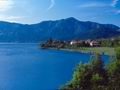 Trentino , Lago di Caldonazzo - ( lago di montagna, case su laghetto di montagna )